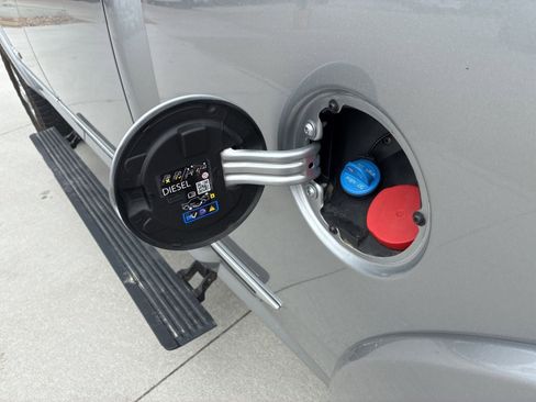 Used 2022 RAM 2500 Limited image 21