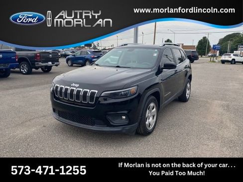 Used 2019 Jeep Cherokee Latitude FWD image 1