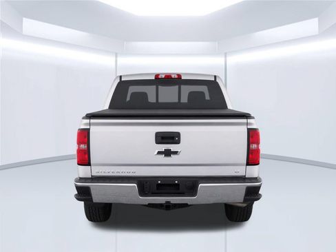 Used 2018 Chevrolet Silverado 1500 LT w/ All Star Edition AWD/4WD image 7