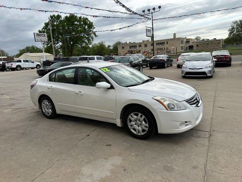 Used 2012 Nissan Altima 2.5 S w/ Value Pkg image 4