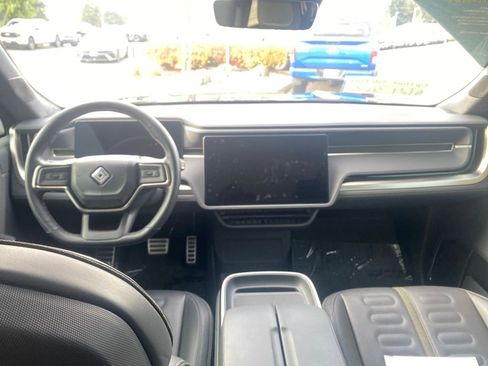 Used 2023 Rivian R1S Adventure image 6