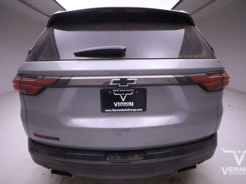 Used 2023 Chevrolet Traverse Premier w/ Redline Edition image 3