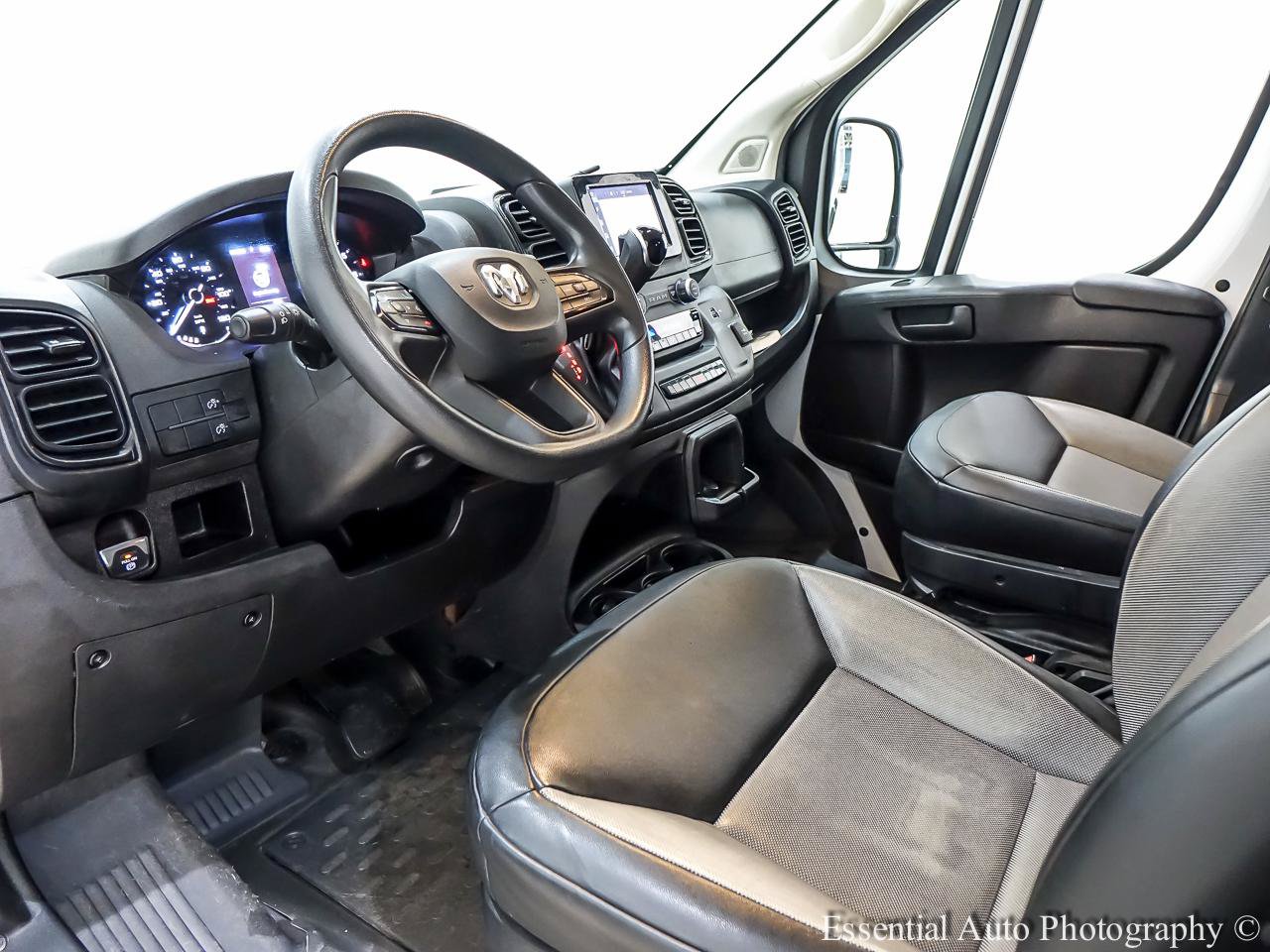 Used 2023 RAM ProMaster 2500 FWD image 8