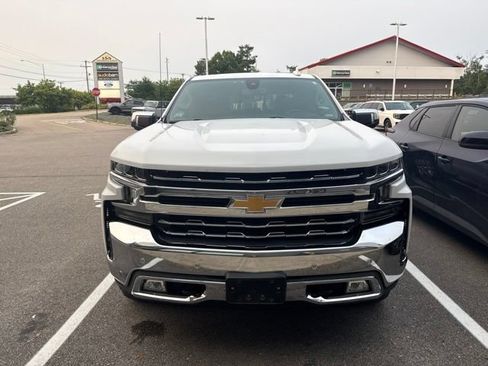 Used 2019 Chevrolet Silverado 1500 LTZ w/ LTZ Premium Package AWD/4WD image 2