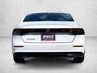 Used 2024 Honda Accord LX video 4
