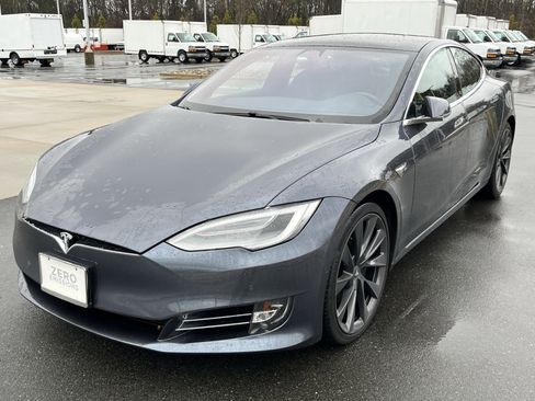 Used 2020 Tesla Model S Long Range Plus image 33