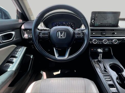 Used 2023 Honda Civic Touring image 5