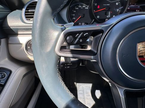 Used 2020 Porsche 718 Boxster RWD image 27