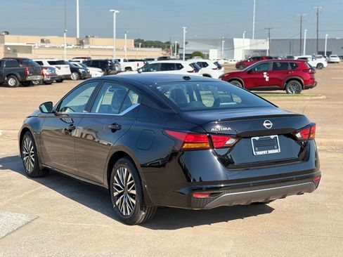 New 2026 Nissan Altima 2.5 SV FWD image 5