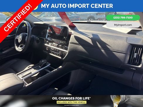 Certified 2024 Nissan Pathfinder SL image 32
