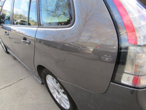 Used 2008 Saab 9-3 2.0T w/ Moonroof Package image 5