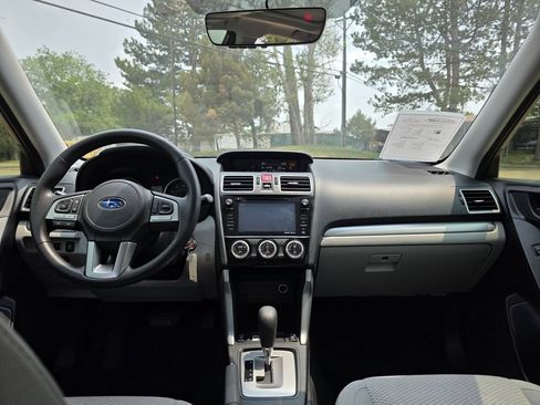 Used 2018 Subaru Forester 2.5i Premium w/ All-Weather Package AWD/4WD image 35