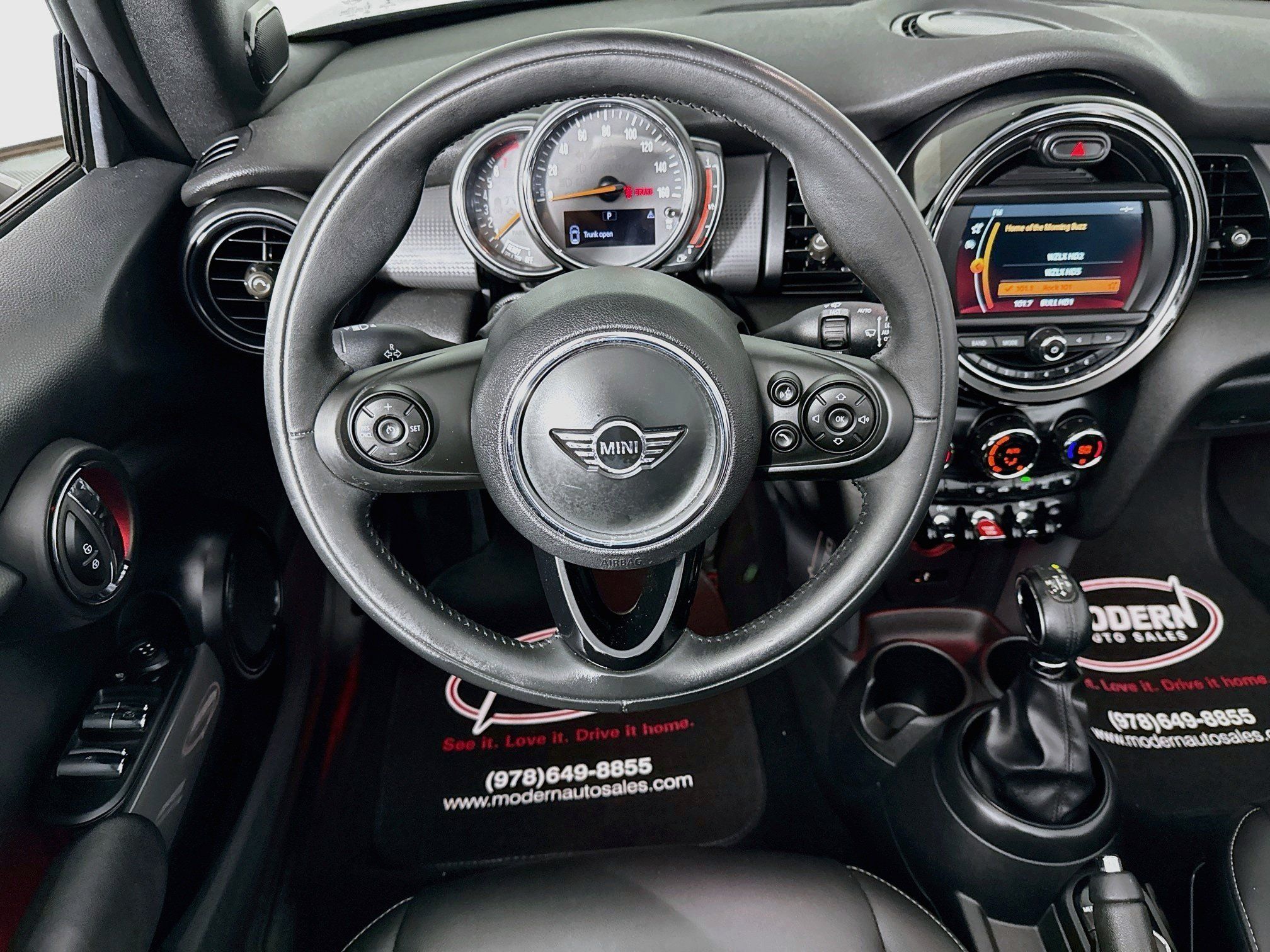 Used 2019 MINI Cooper Convertible w/ Premium Package FWD image 23