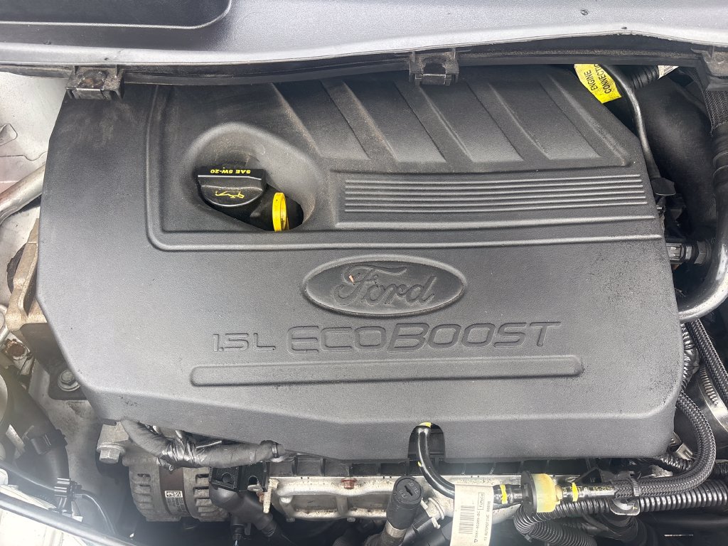 Used 2017 Ford Escape SE AWD/4WD image 25