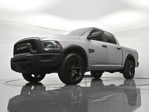 Used 2024 RAM 1500 Warlock RWD image 36