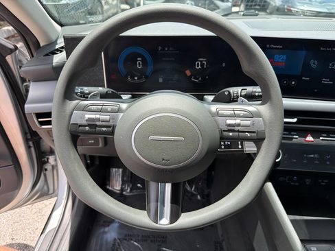 Used 2024 Hyundai Sonata SEL FWD image 13