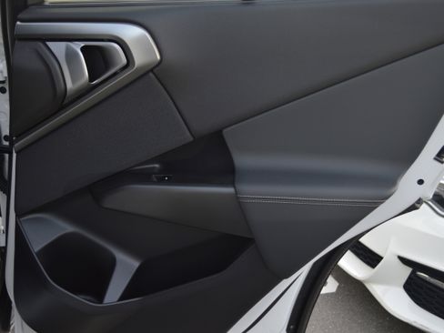 Used 2026 BMW X3 xDrive30 w/ Convenience Package image 32