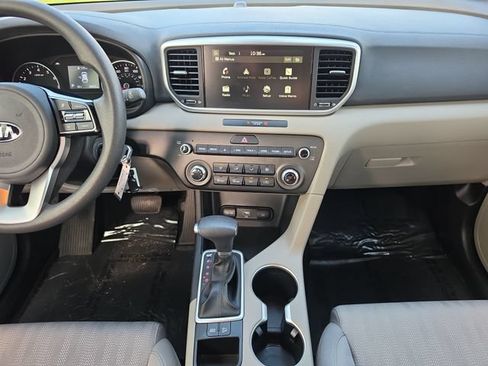 Used 2022 Kia Sportage LX FWD image 10
