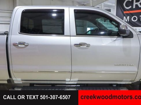Used 2015 Chevrolet Silverado 2500 LTZ w/ Duramax Plus Package AWD/4WD image 27