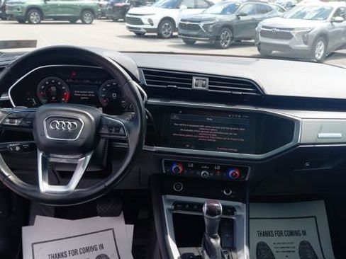 Used 2022 Audi Q3 2.0T Premium Plus AWD/4WD image 15