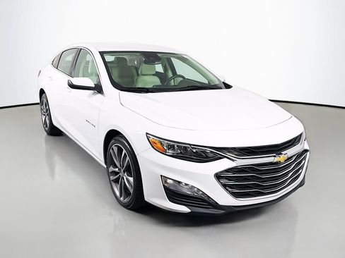 Used 2024 Chevrolet Malibu LT FWD image 1