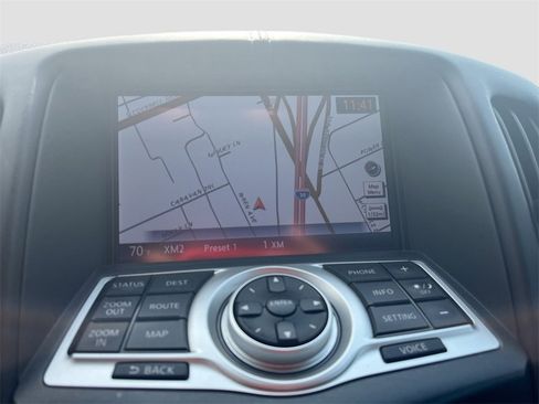 Used 2018 Nissan 370Z w/ Sport Package image 28