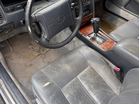 Used 1991 Lexus LS 400 RWD image 5