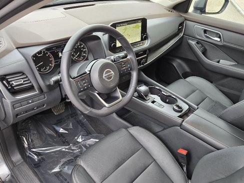 Used 2021 Nissan Rogue SL w/ Premium Package image 7