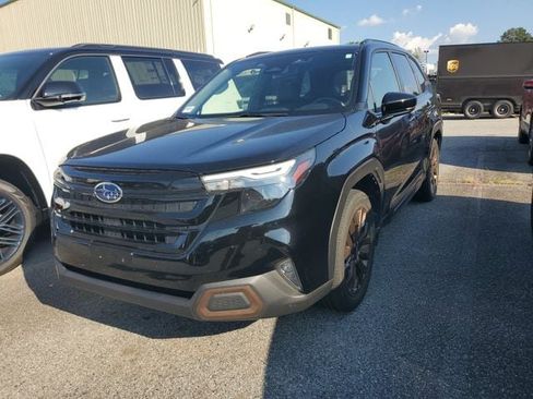 Used 2025 Subaru Forester Sport w/ Popular Package #2 AWD/4WD image 3