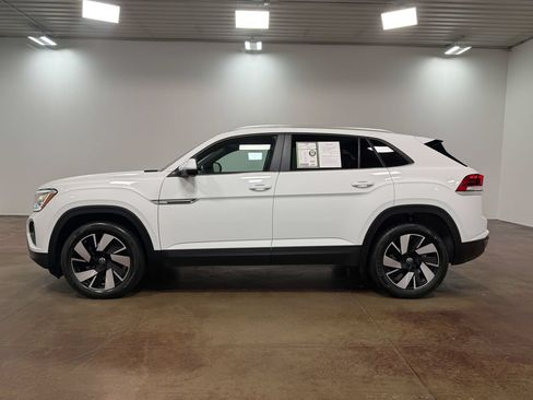 Used 2024 Volkswagen Atlas Cross Sport SE w/ Panoramic Sunroof Package AWD/4WD image 26