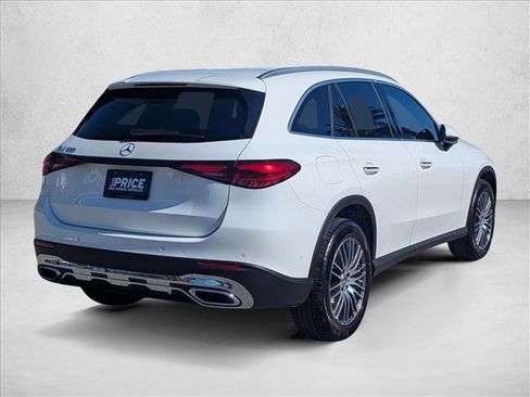 Certified 2026 Mercedes-Benz GLC 300 image 4