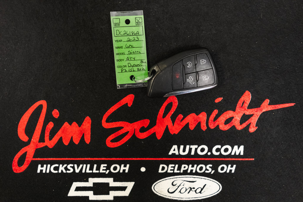 Used 2023 GMC Sierra 1500 AT4 w/ Technology Package AWD/4WD image 45