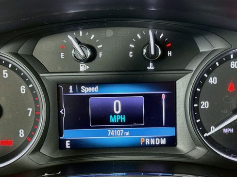 Used 2020 Buick Encore Preferred FWD image 16