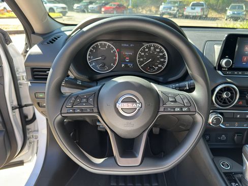 New 2025 Nissan Sentra S image 21