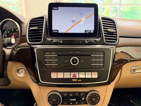 Used 2018 Mercedes-Benz GLE 350 image 47
