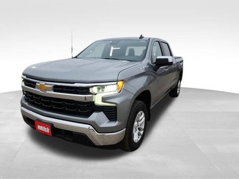 Certified 2025 Chevrolet Silverado 1500 LT image 3