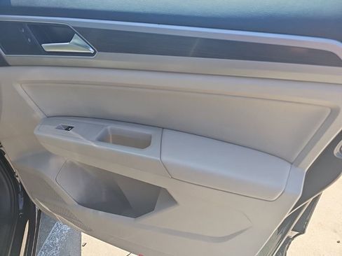 Used 2019 Volkswagen Atlas SEL AWD/4WD image 28
