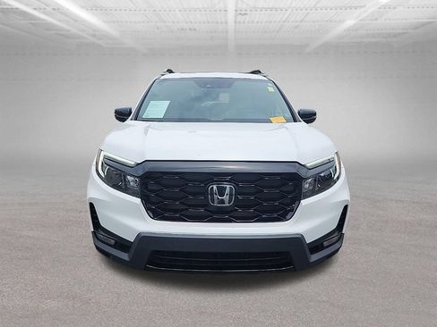 Used 2023 Honda Passport Elite image 3