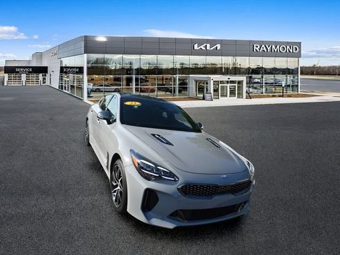 Used 2023 Kia Stinger GT-Line w/ Sun & Sound Package AWD/4WD image 9