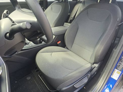 Used 2025 Kia K4 FWD image 22