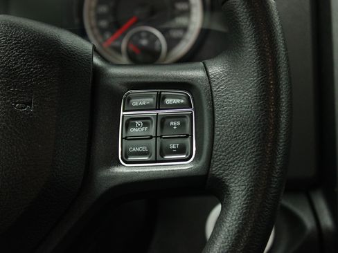 Used 2019 RAM 1500 Express image 24