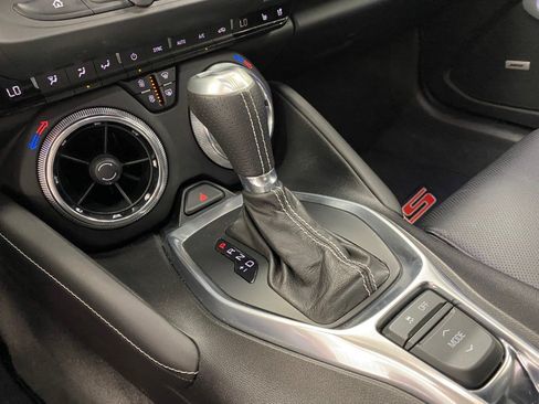 Used 2016 Chevrolet Camaro SS RWD image 31