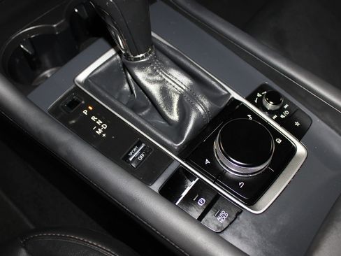 Used 2021 MAZDA MAZDA3 s FWD image 18