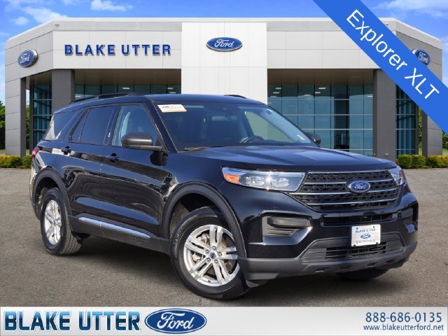 Used 2024 Ford Explorer XLT AWD/4WD image 1