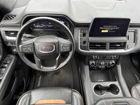 Used 2024 GMC Yukon AT4 w/ AT4 Premium Package AWD/4WD image 14