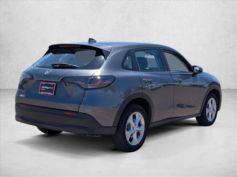 Used 2025 Honda HR-V LX image 5