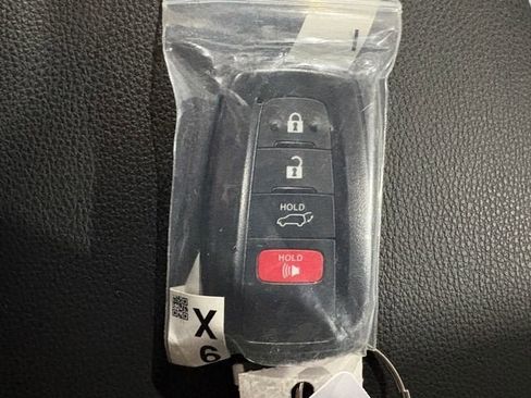 Used 2023 Toyota RAV4 Limited image 17