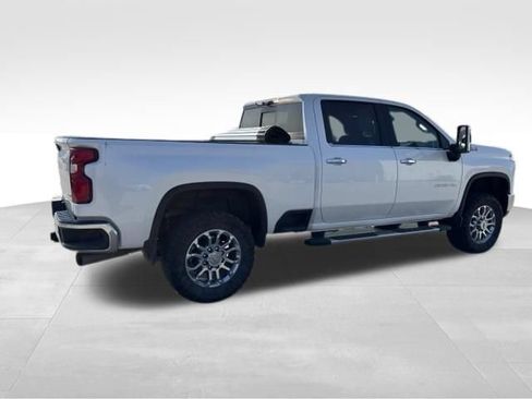 Used 2024 Chevrolet Silverado 2500 LTZ w/ LTZ Plus Package AWD/4WD image 5