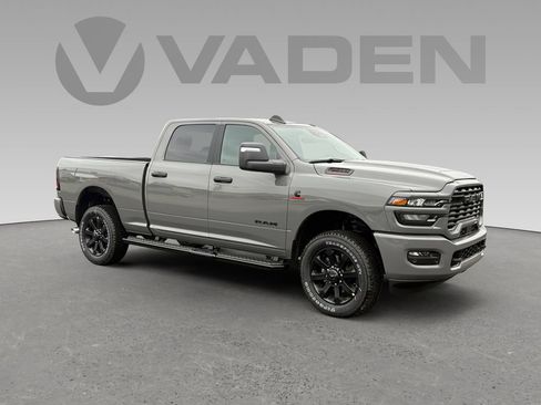 New 2026 RAM 2500 Big Horn AWD/4WD image 1
