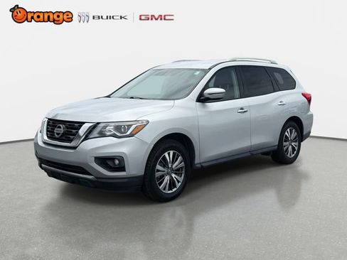 Used 2020 Nissan Pathfinder SV w/ Cargo Package FWD image 7